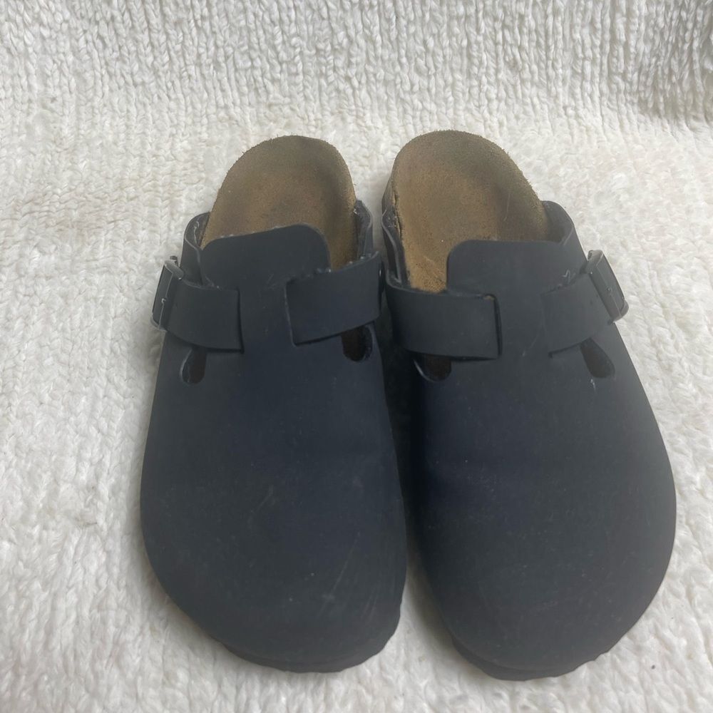 Birki’s by Birkenstock Black Slip-On Clogs EUR SZ37
